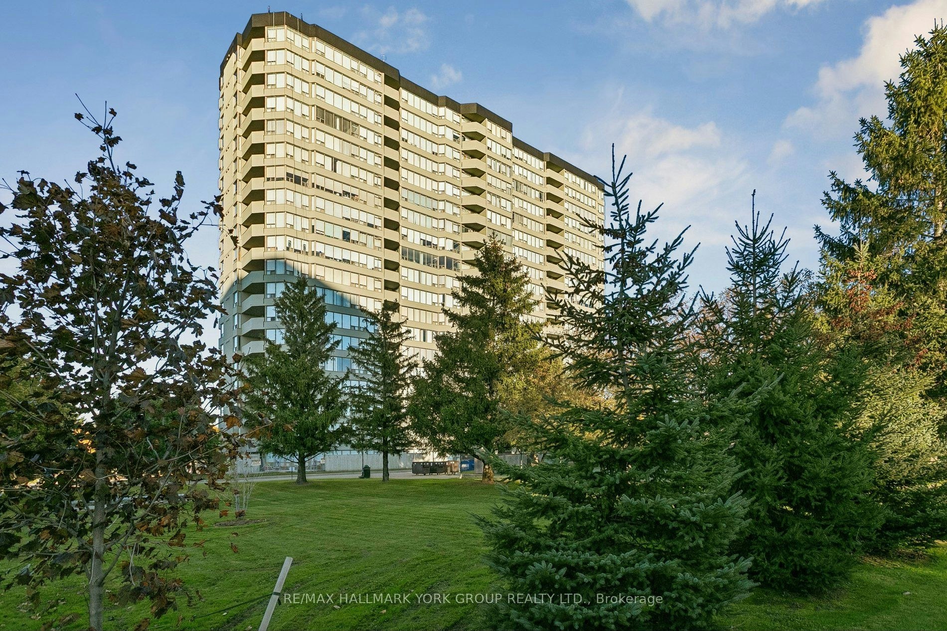 1909-700 Constellation Drive, Mississauga, ON, L5R 3G8
