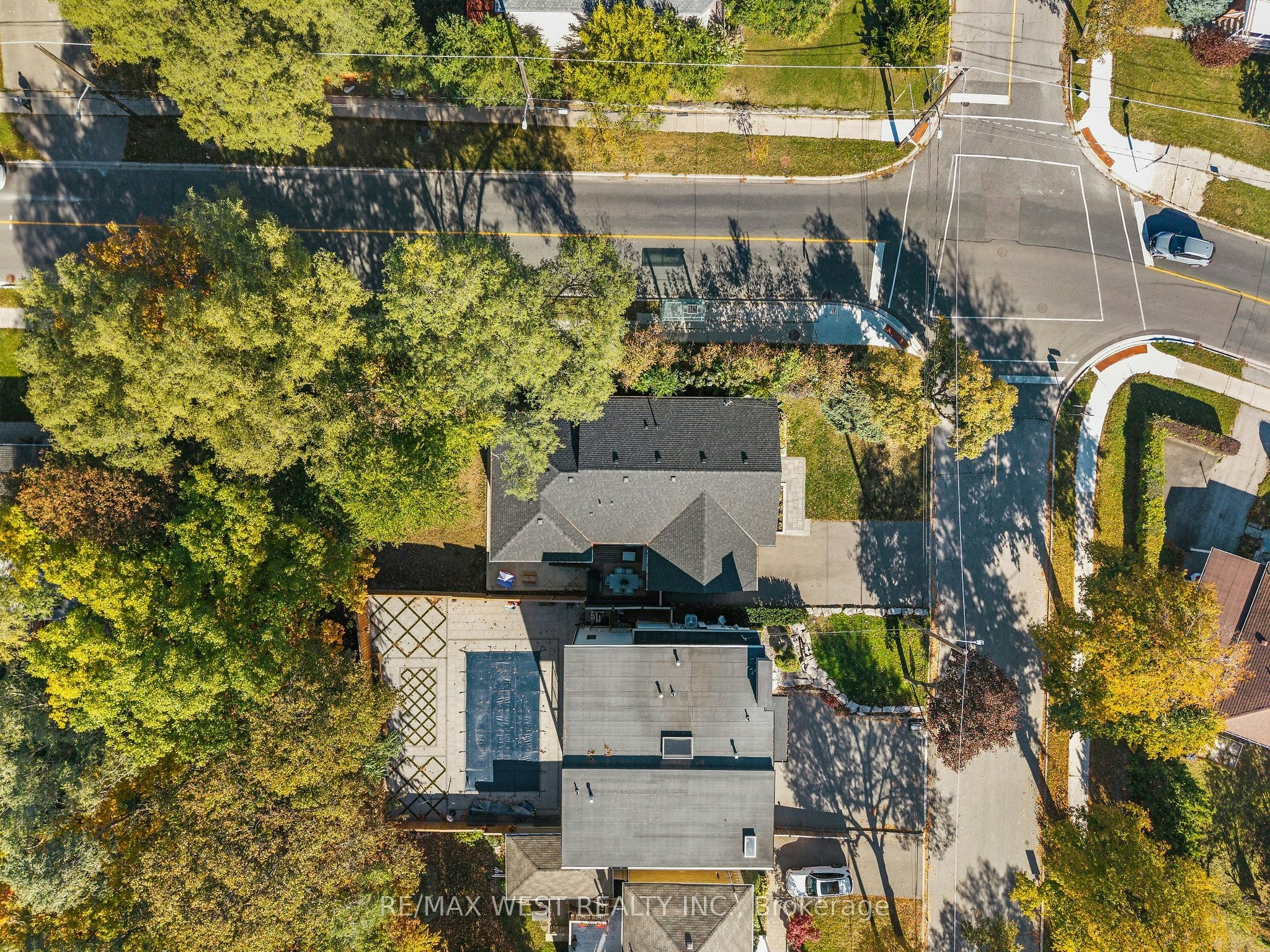 42 Woolton Crescent, Toronto, ON, M6M 4K9 - 38