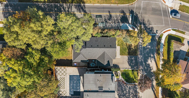 42 Woolton Crescent, Toronto, ON, M6M 4K9 - 38
