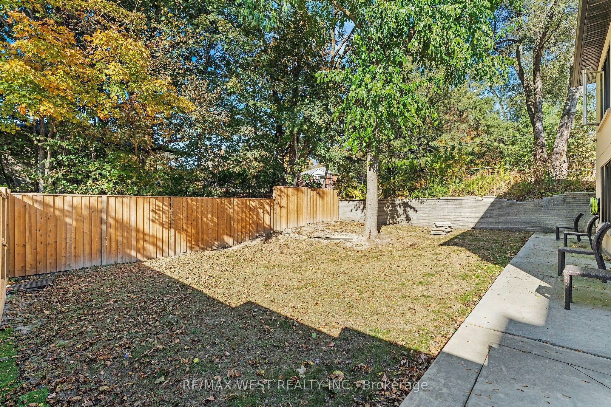 42 Woolton Crescent, Toronto, ON, M6M 4K9 - 31