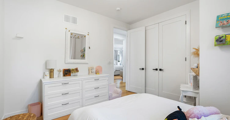 42 Woolton Crescent, Toronto, ON, M6M 4K9 - 19