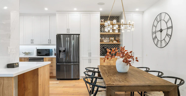 42 Woolton Crescent, Toronto, ON, M6M 4K9 - 3