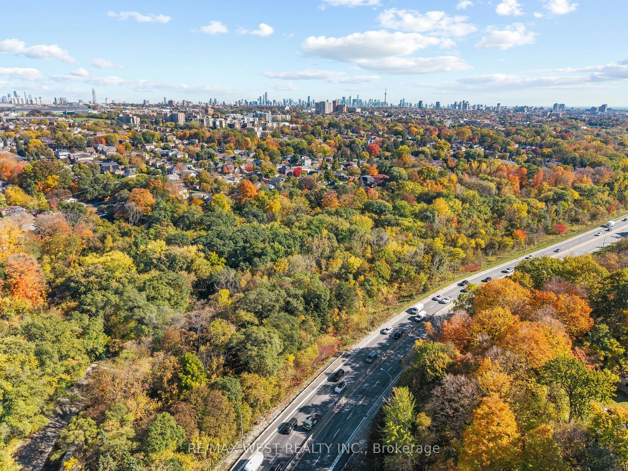 42 Woolton Crescent, Toronto, ON, M6M 4K9 - 37