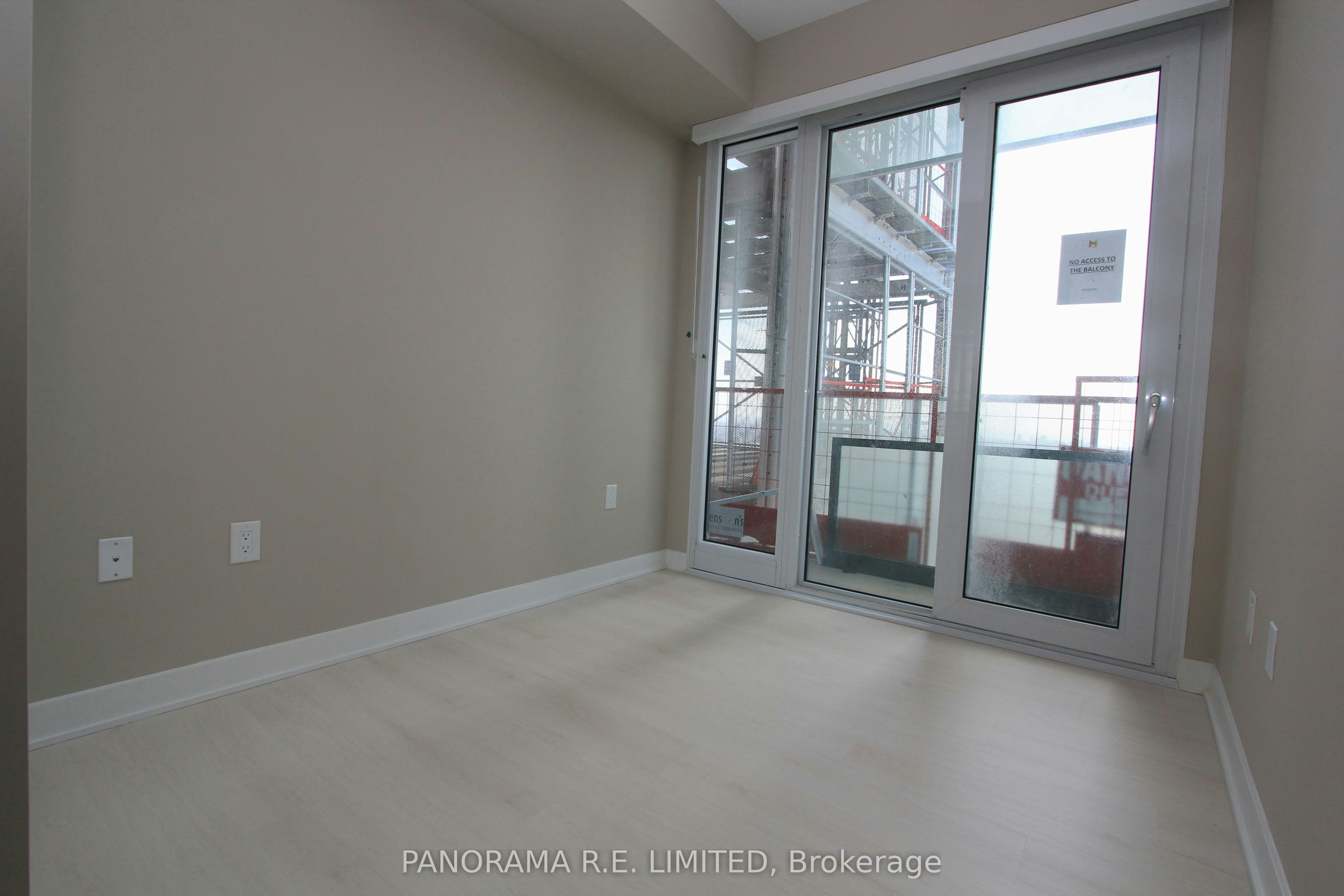 2804-3900 Confederation Parkway, Mississauga, ON, L5B 0M3 - 10