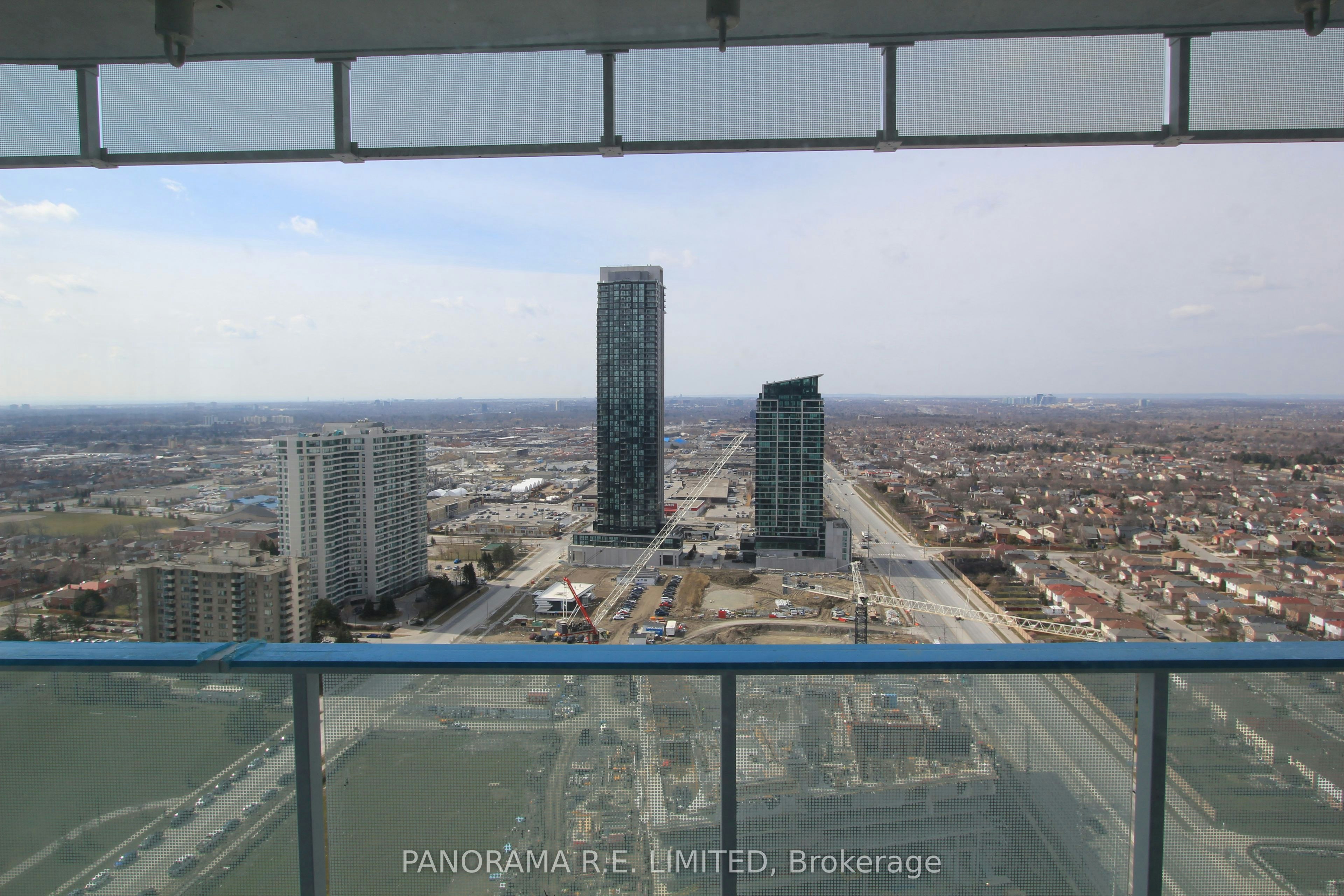 2804-3900 Confederation Parkway, Mississauga, ON, L5B 0M3 - 14