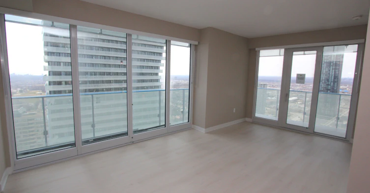 2804-3900 Confederation Parkway, Mississauga, ON, L5B 0M3 - 2