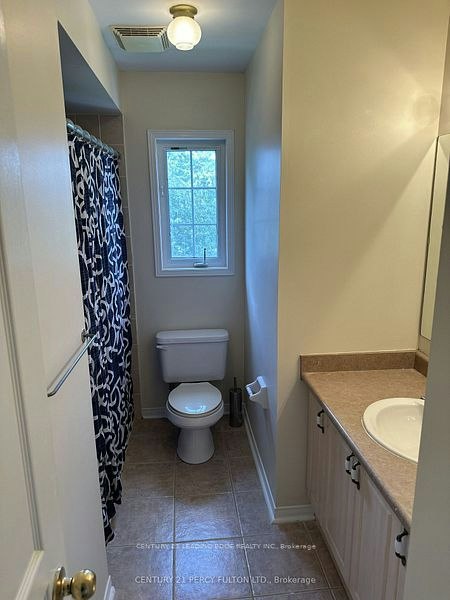 5960 Algarve Drive, Mississauga, ON, L5M 6Y7 - 8