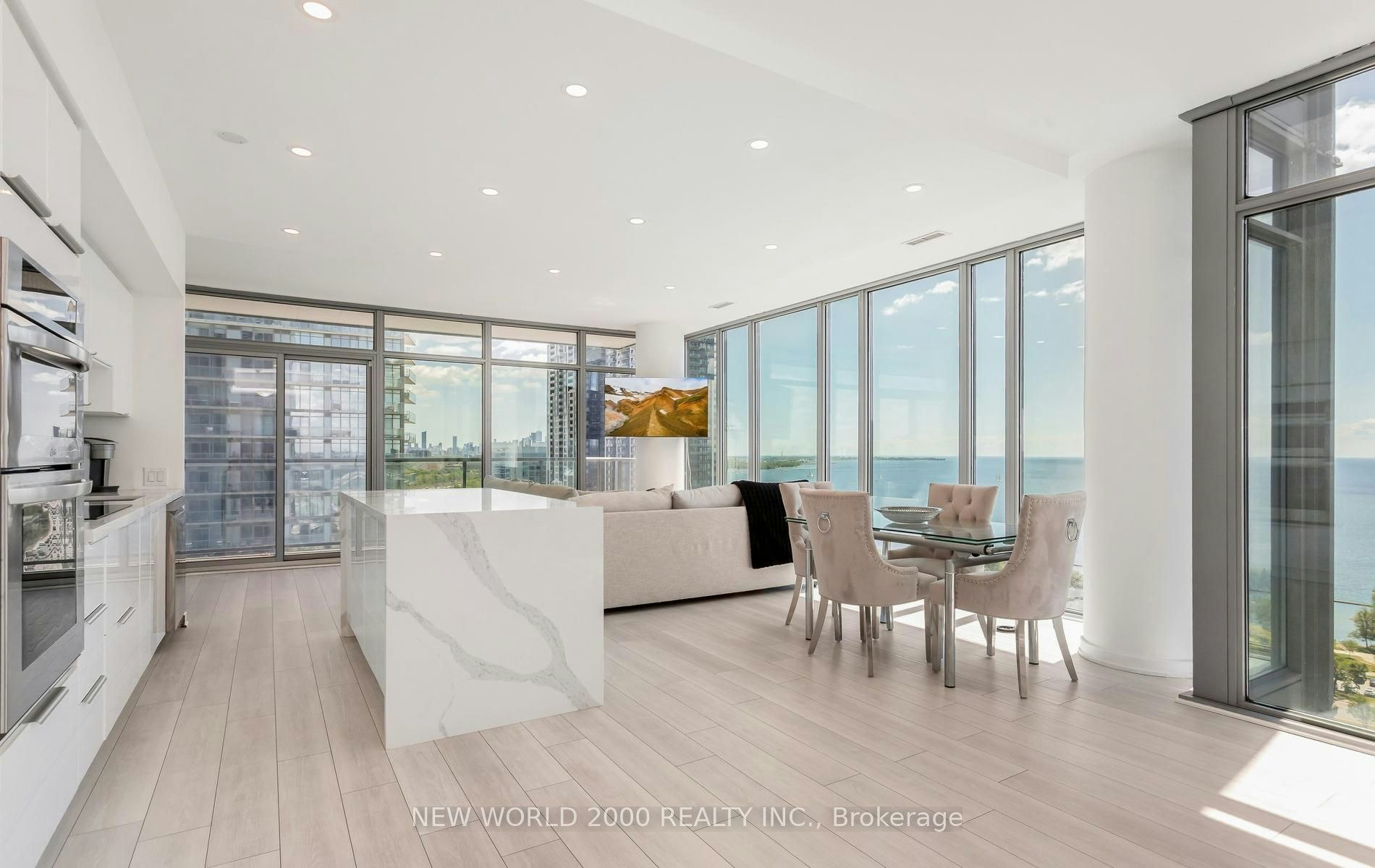 1902-105 The Queens Way, Toronto, ON, M6S 5B5 - 11