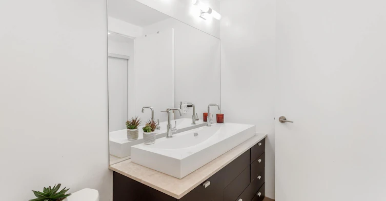 1902-105 The Queens Way, Toronto, ON, M6S 5B5 - 41