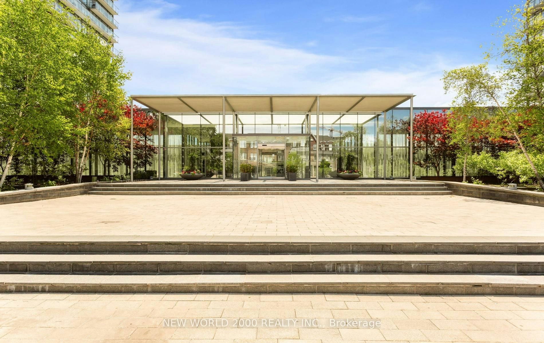 1902-105 The Queens Way, Toronto, ON, M6S 5B5 - 5
