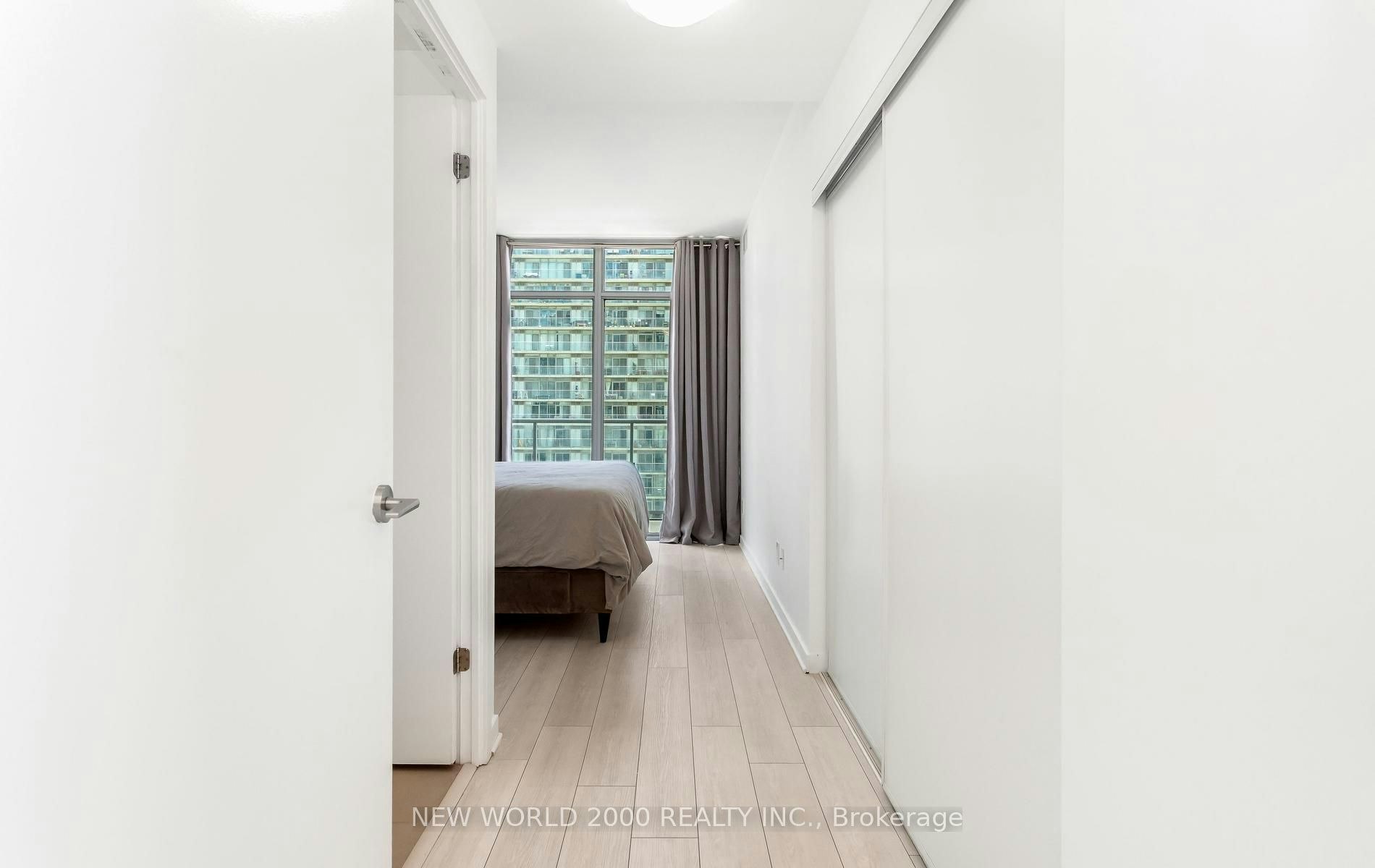 1902-105 The Queens Way, Toronto, ON, M6S 5B5 - 34