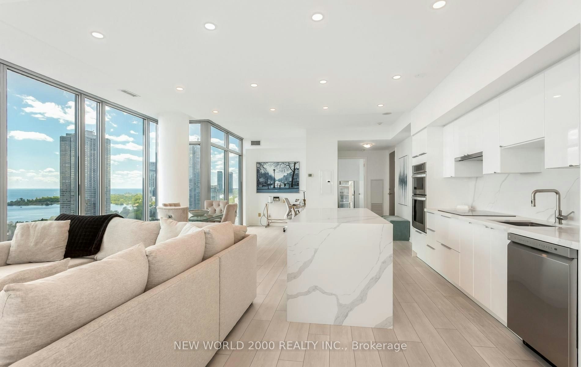 1902-105 The Queens Way, Toronto, ON, M6S 5B5 - 24