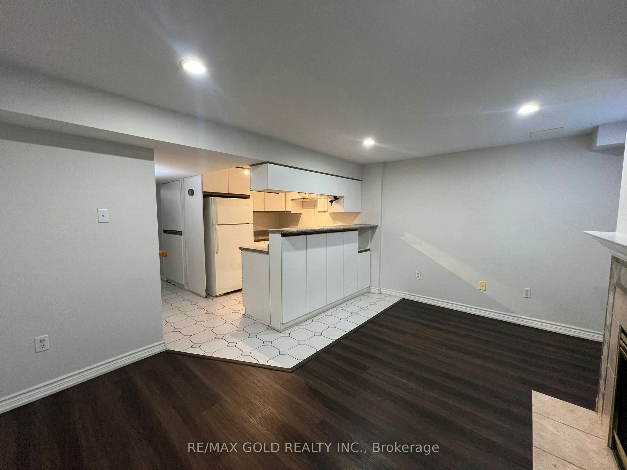 199 Sunforest Drive, Brampton, ON, L6Z 4S7 - 7