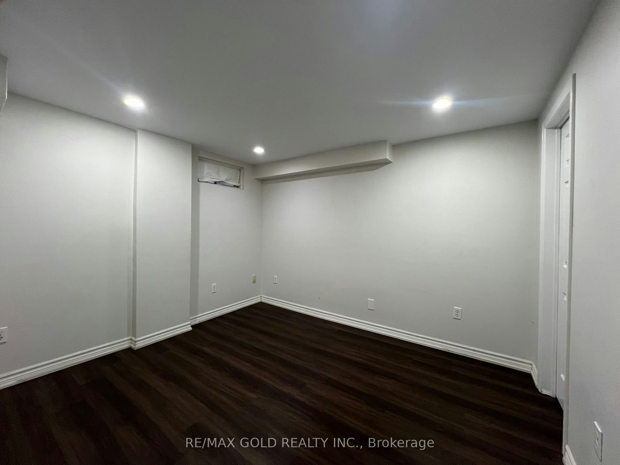 199 Sunforest Drive, Brampton, ON, L6Z 4S7 - 12