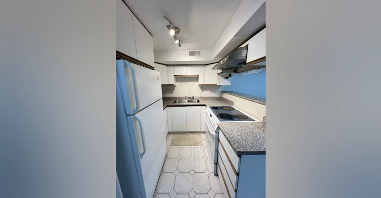 199 Sunforest Drive, Brampton, ON, L6Z 4S7 - 9