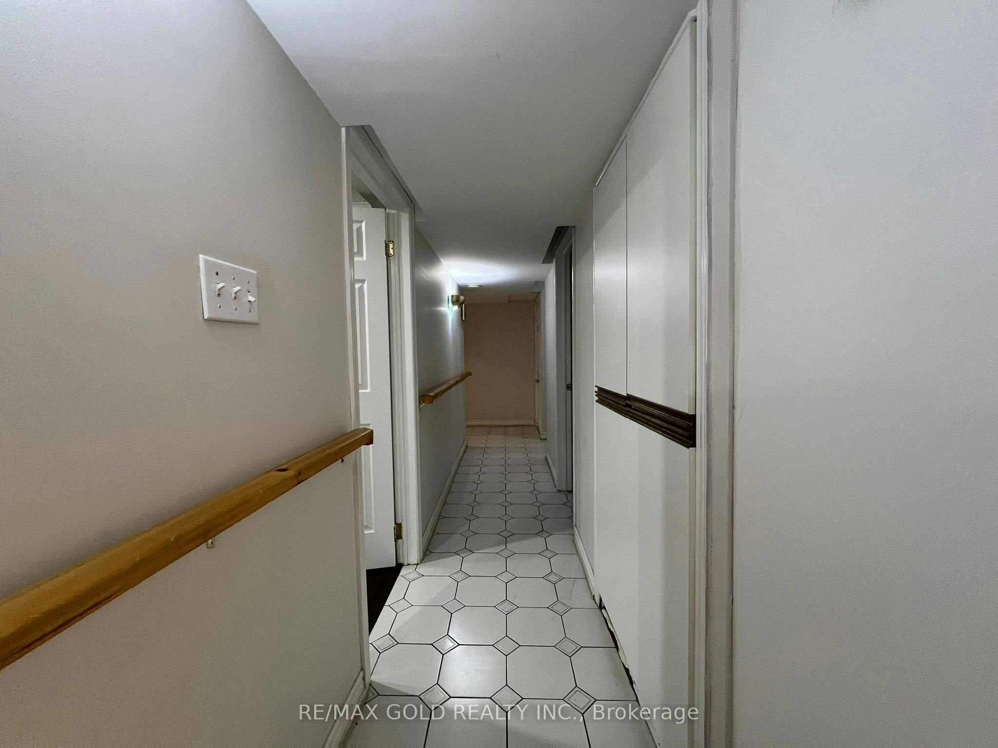 199 Sunforest Drive, Brampton, ON, L6Z 4S7 - 11