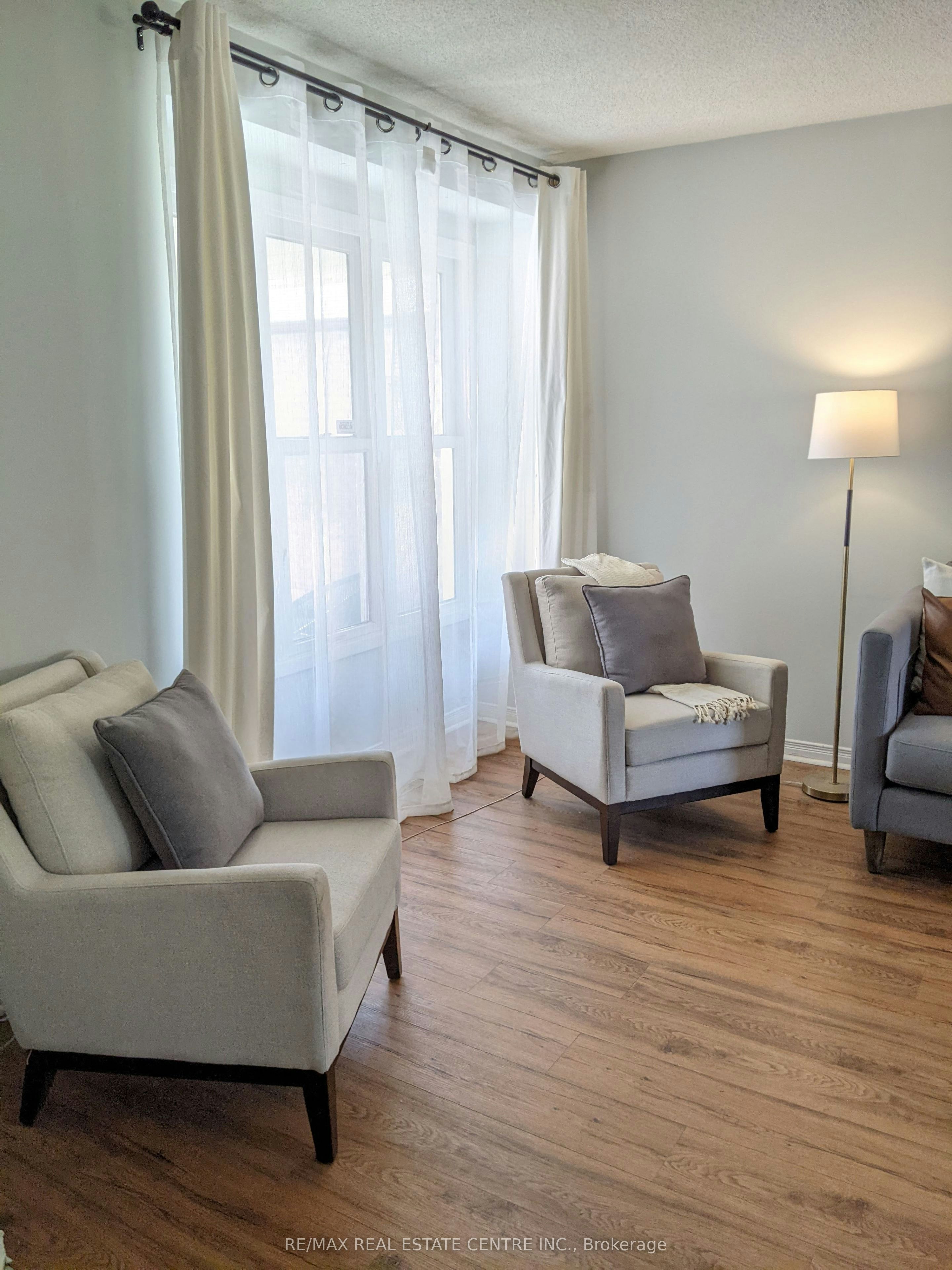 52 Merganser Crescent, Brampton, ON, L6W 4G1 - 2