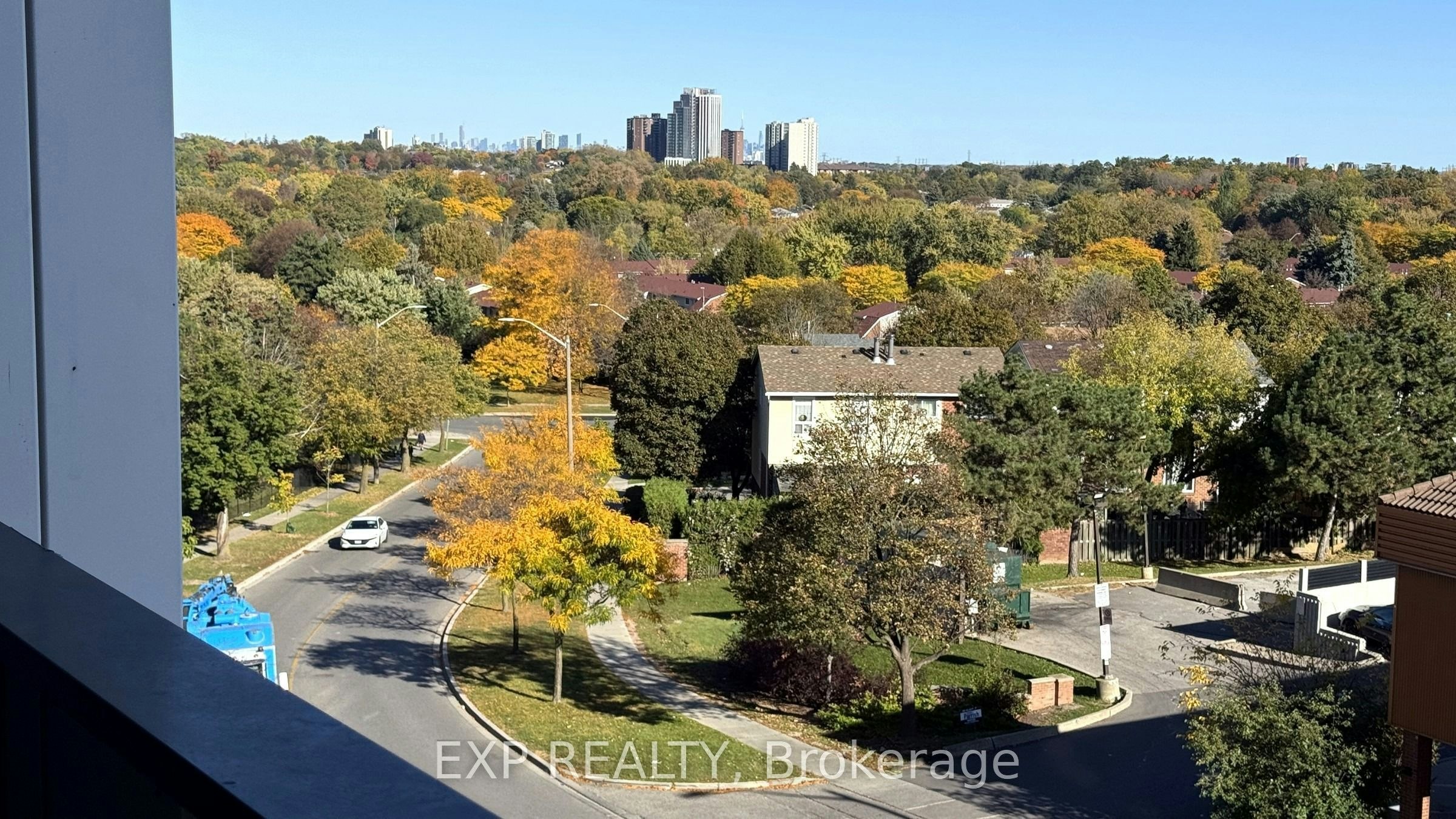 403-1 Fairview Road E, Mississauga, ON, L5A 0B4 - 12