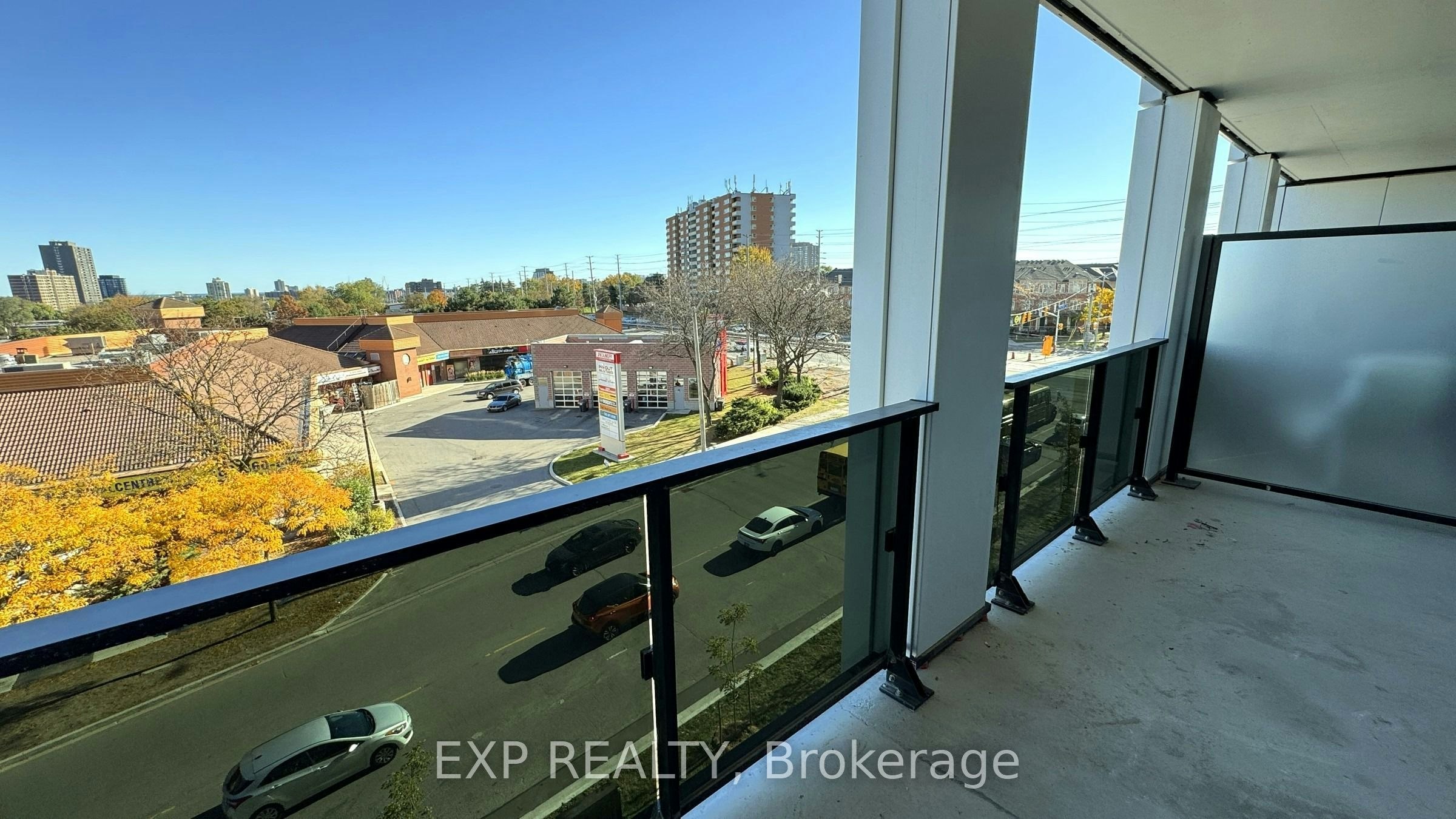 403-1 Fairview Road E, Mississauga, ON, L5A 0B4 - 11