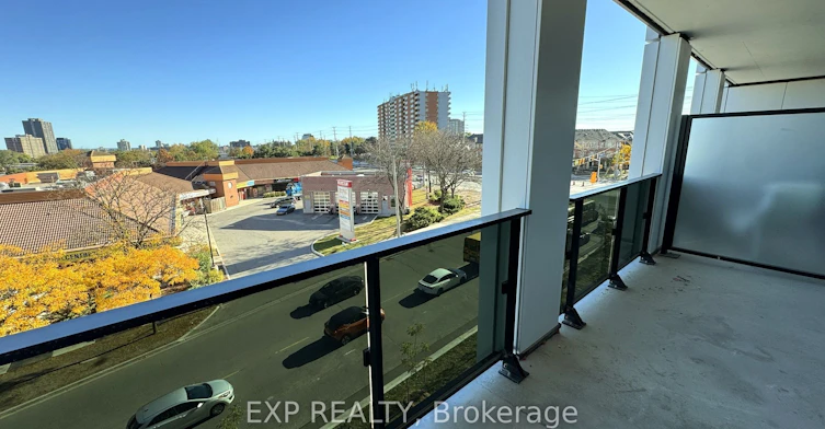 403-1 Fairview Road E, Mississauga, ON, L5A 0B4 - 11