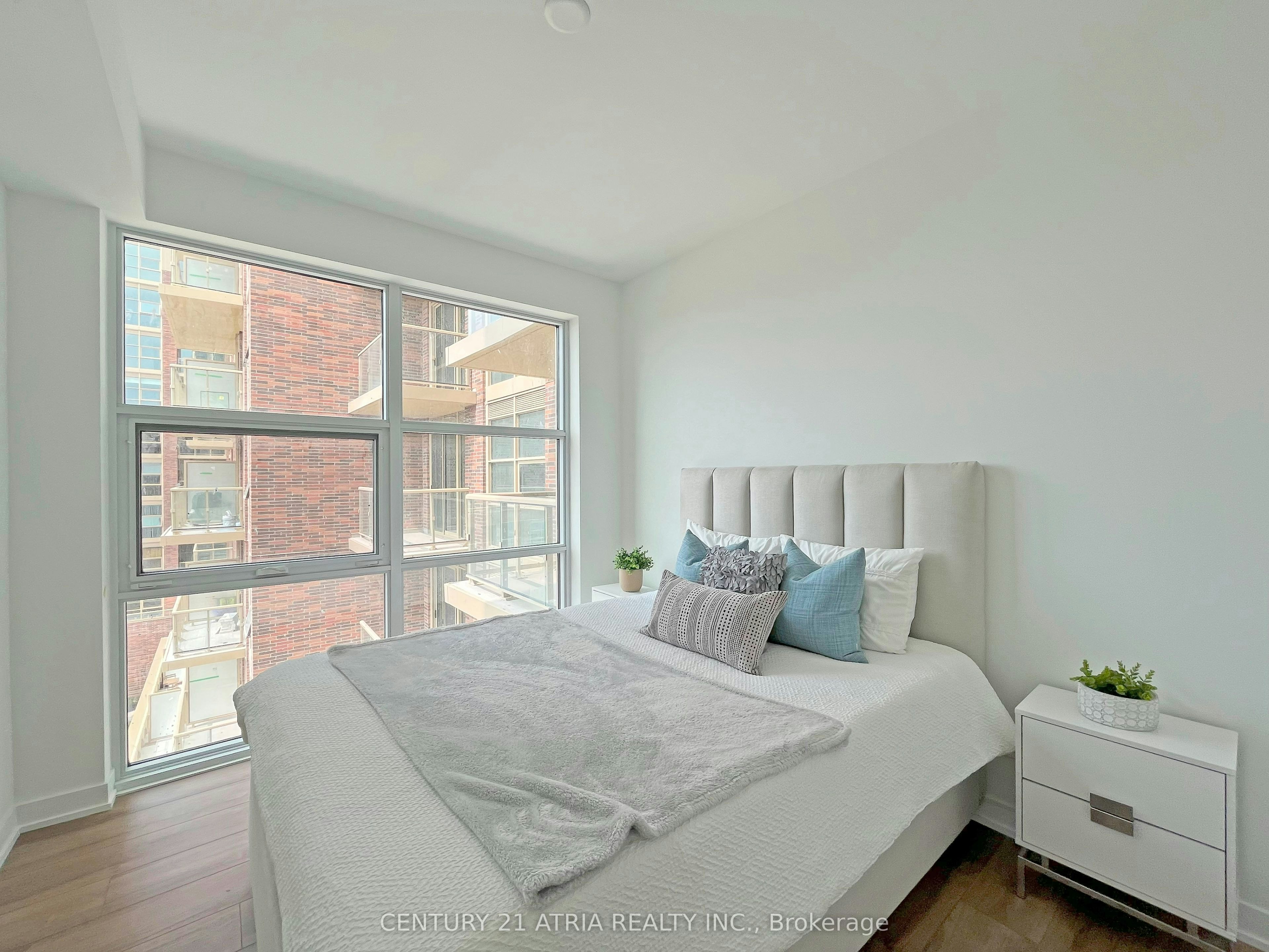527-1787 St.Clair Avenue W, Toronto, ON, M6N 0B7 - 9