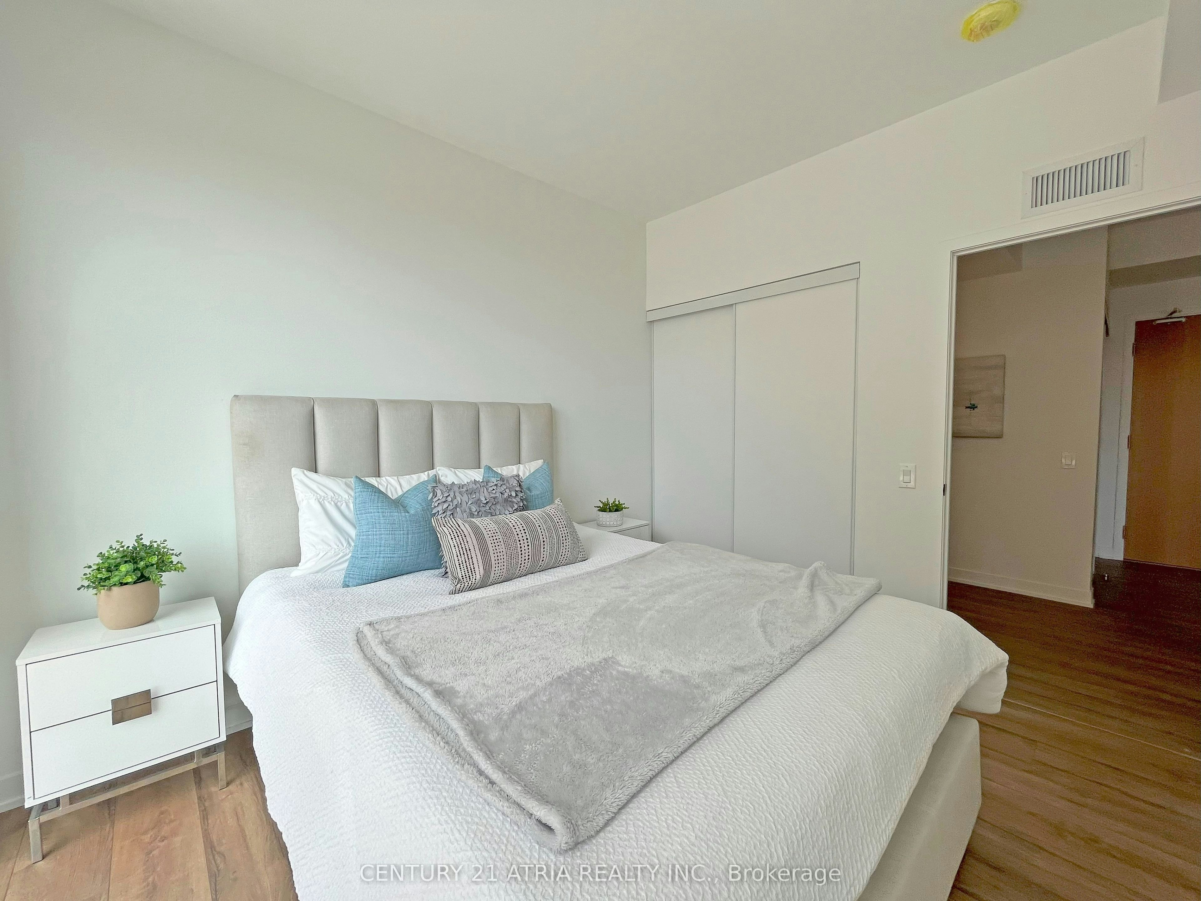 527-1787 St.Clair Avenue W, Toronto, ON, M6N 0B7 - 8