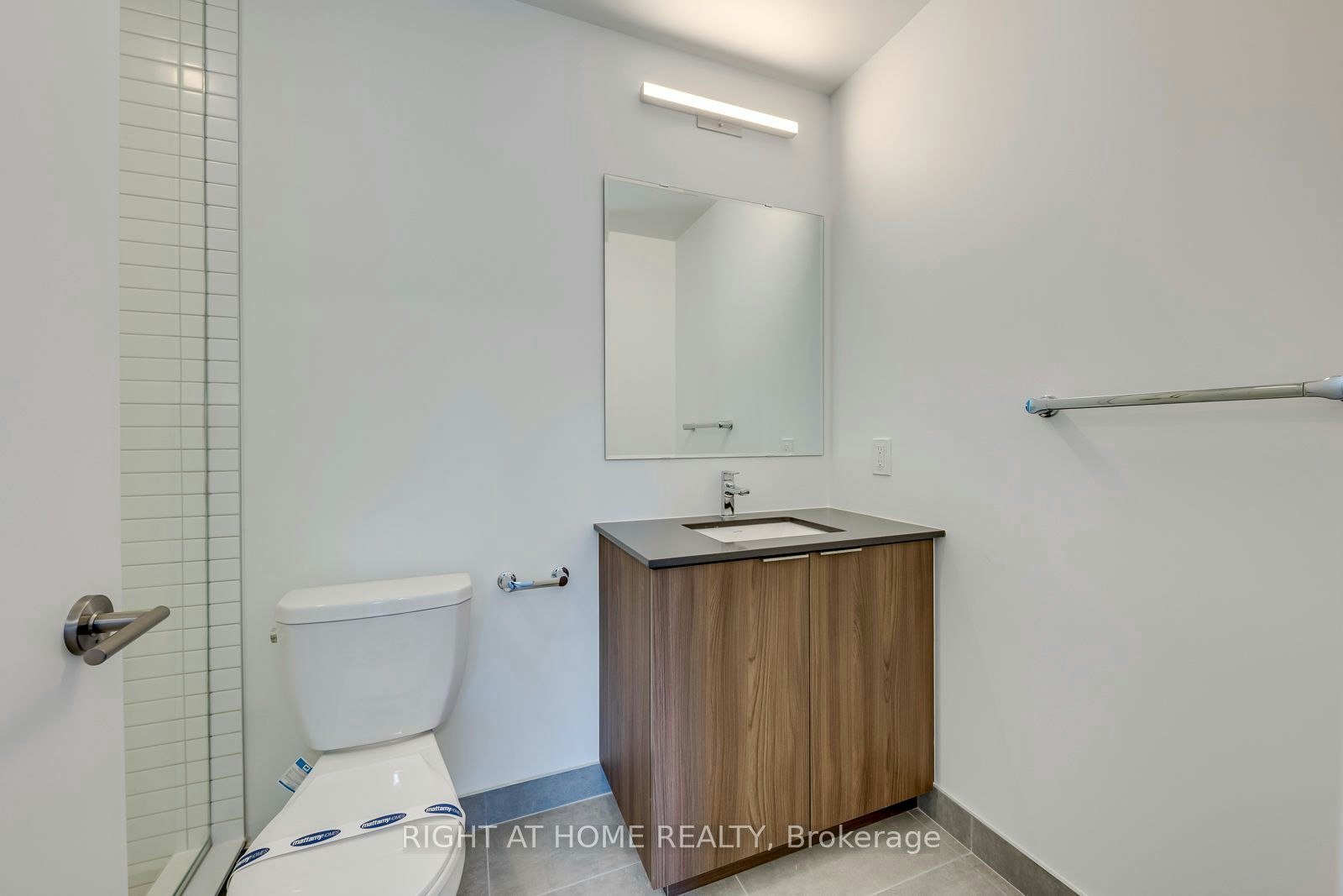 221-3008 William Cutmore Boulevard, Oakville, ON, L6H 8E7 - 18