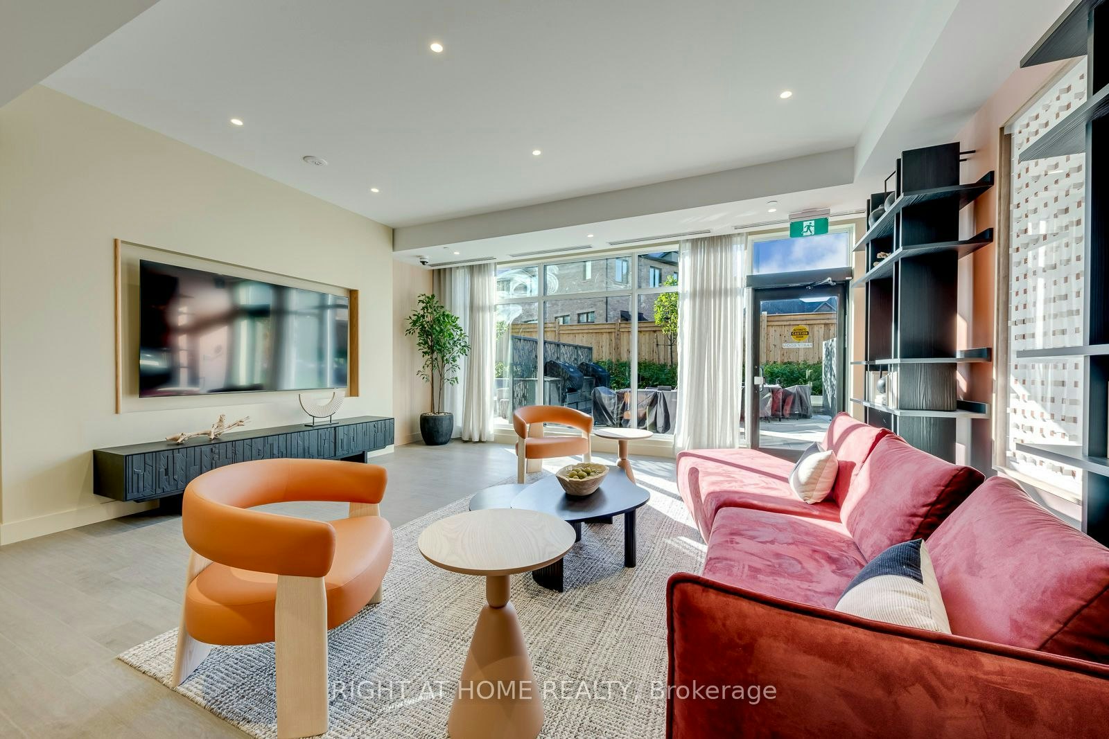 221-3008 William Cutmore Boulevard, Oakville, ON, L6H 8E7 - 23