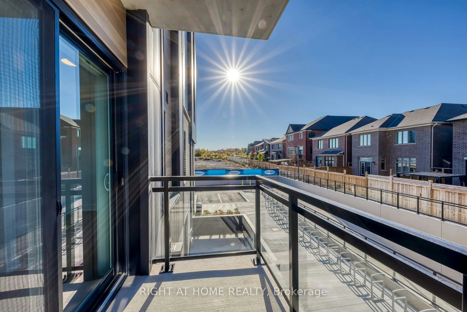 221-3008 William Cutmore Boulevard, Oakville, ON, L6H 8E7 - 11
