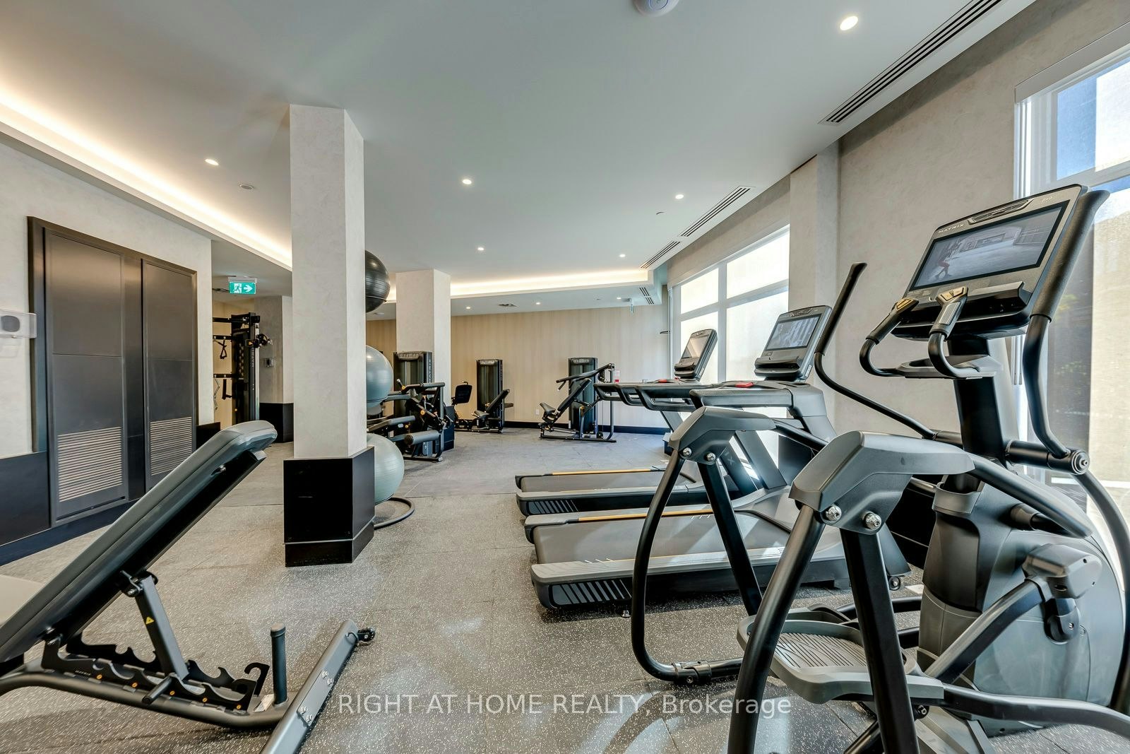 221-3008 William Cutmore Boulevard, Oakville, ON, L6H 8E7 - 24