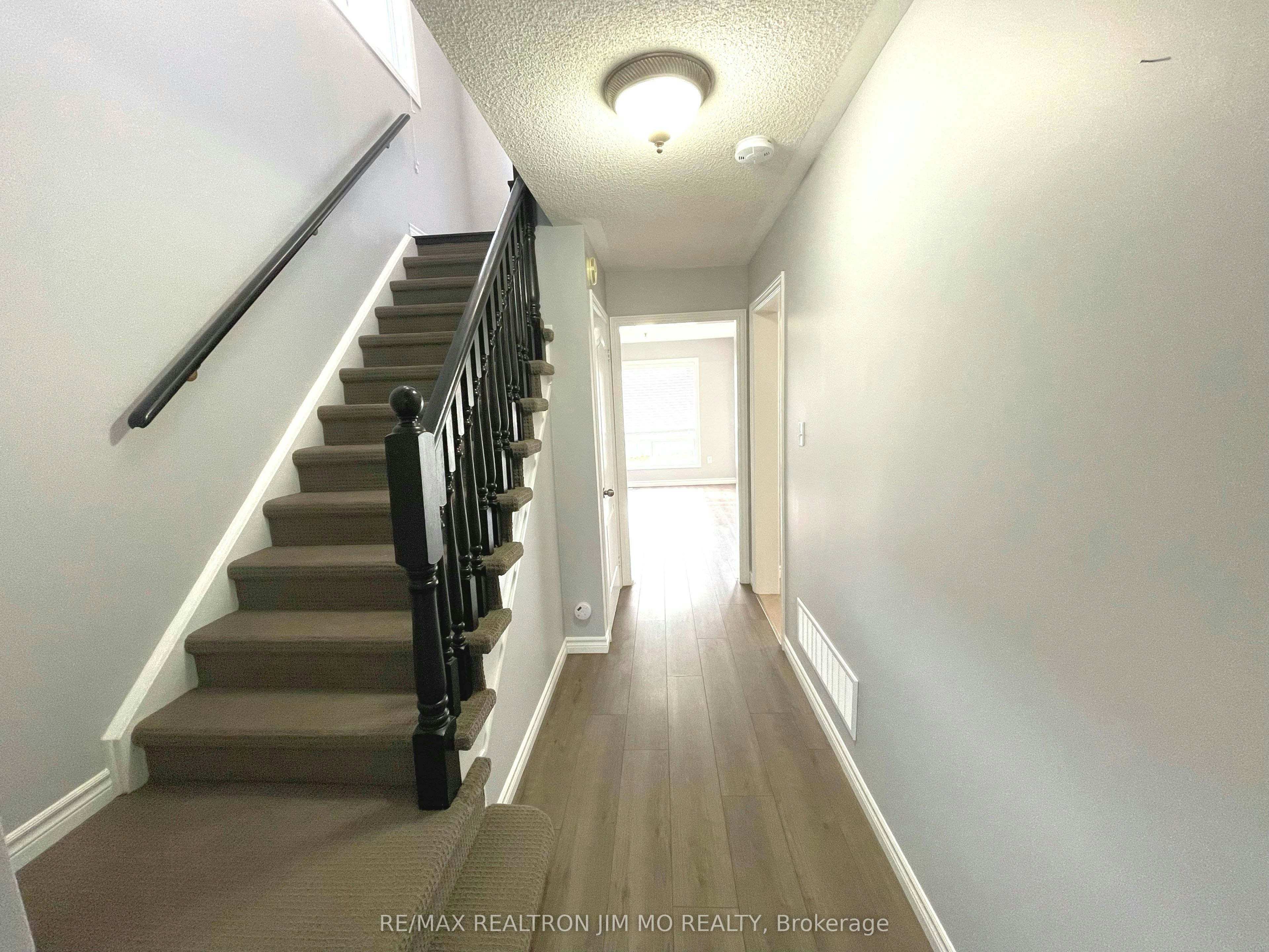 2272 Hummingbird Way, Oakville, ON, L6M 4B1 - 3