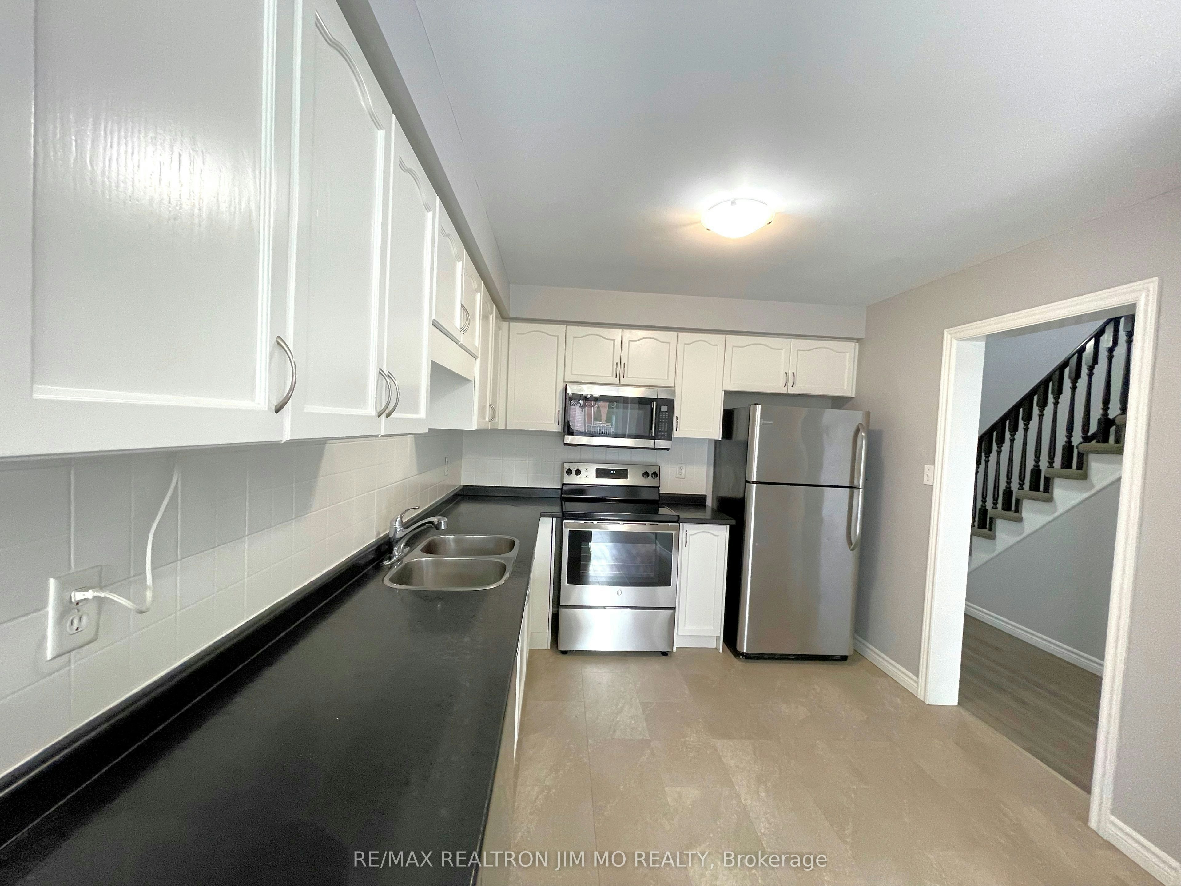 2272 Hummingbird Way, Oakville, ON, L6M 4B1 - 7