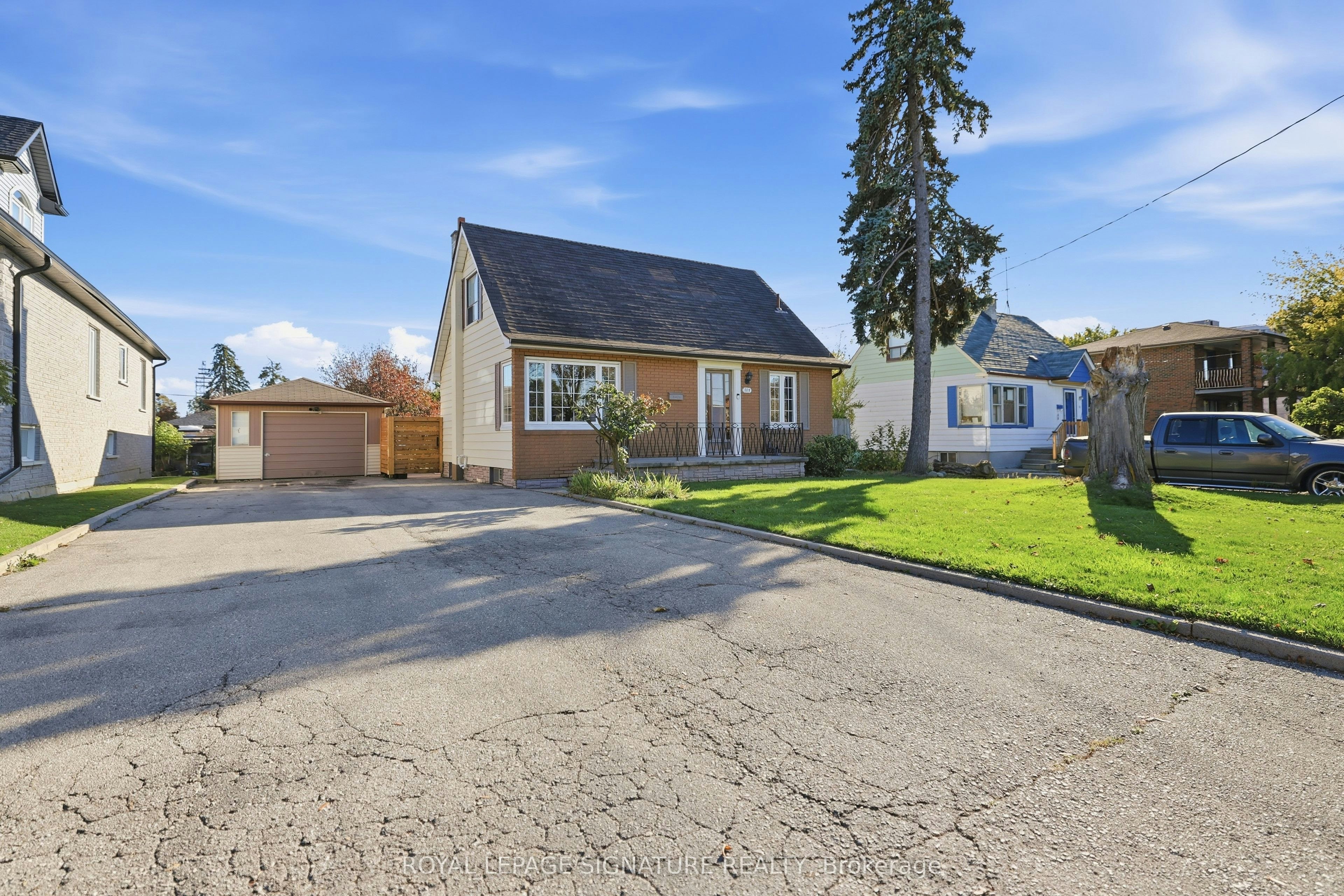 109 Glen Long Avenue, Toronto, ON, M6B 2M4