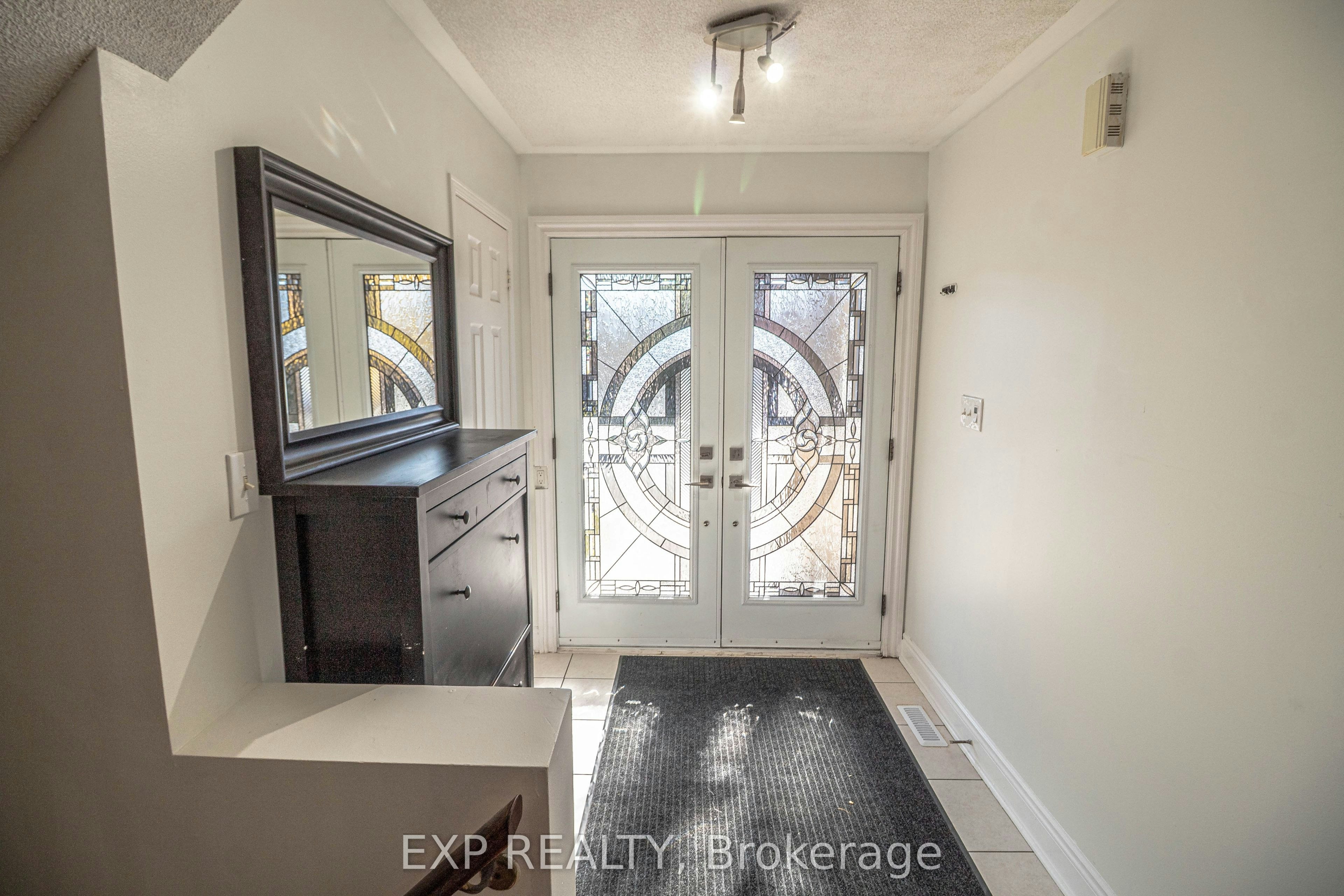43 Luella Crescent, Brampton, ON, L7A 3H8 - 2