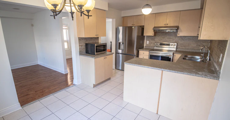 43 Luella Crescent, Brampton, ON, L7A 3H8 - 6