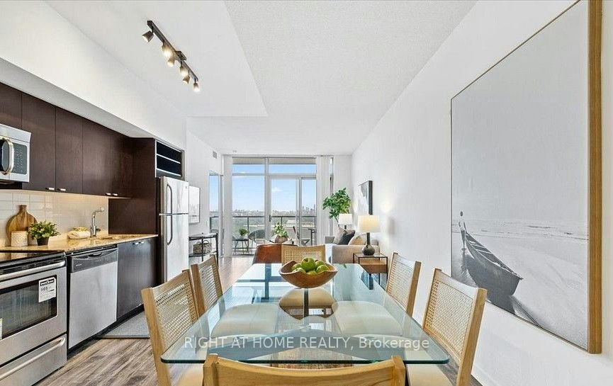 3313-105 The Queens Way, Toronto, ON, M6S 5B5 - 5