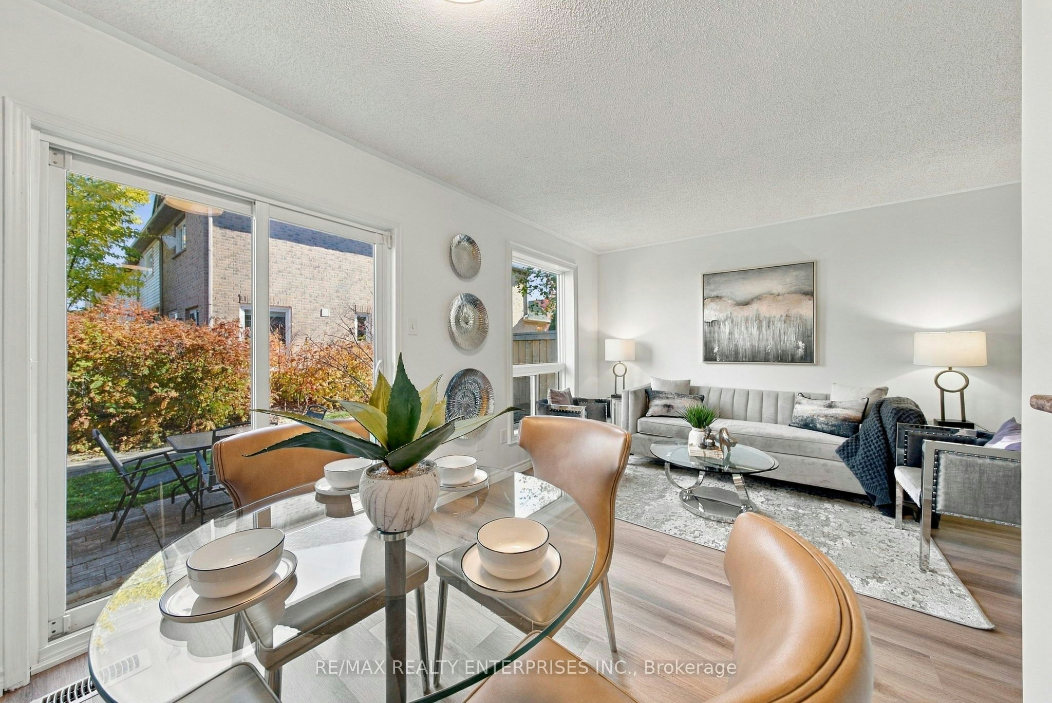 82-5958 Greensboro Drive, Mississauga, ON, L5M 5Z9