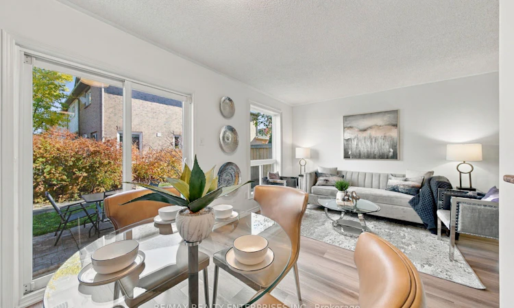 82-5958 Greensboro Drive