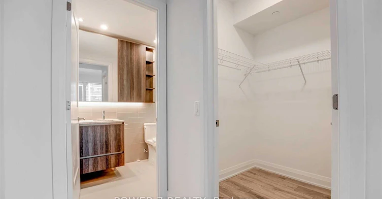 1001-21 Park Street E, Mississauga, ON, L5G 1L7 - 17