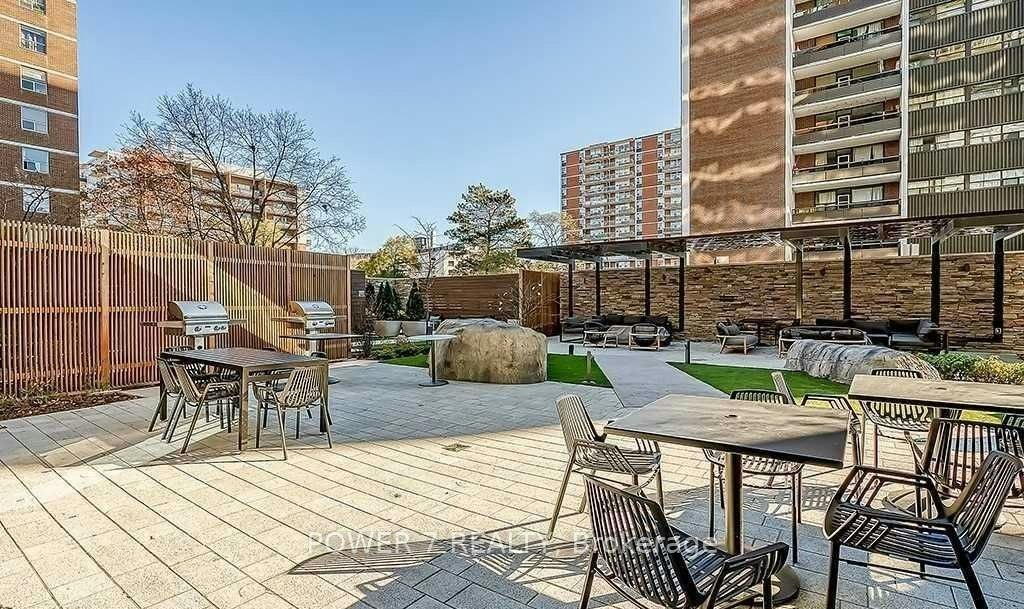 1001-21 Park Street E, Mississauga, ON, L5G 1L7 - 23