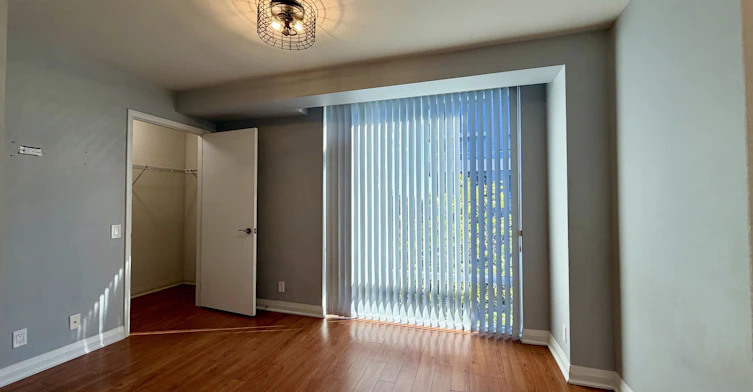 TH 1-15 Valhalla Inn Road, Toronto, ON, M9B 1S9 - 33