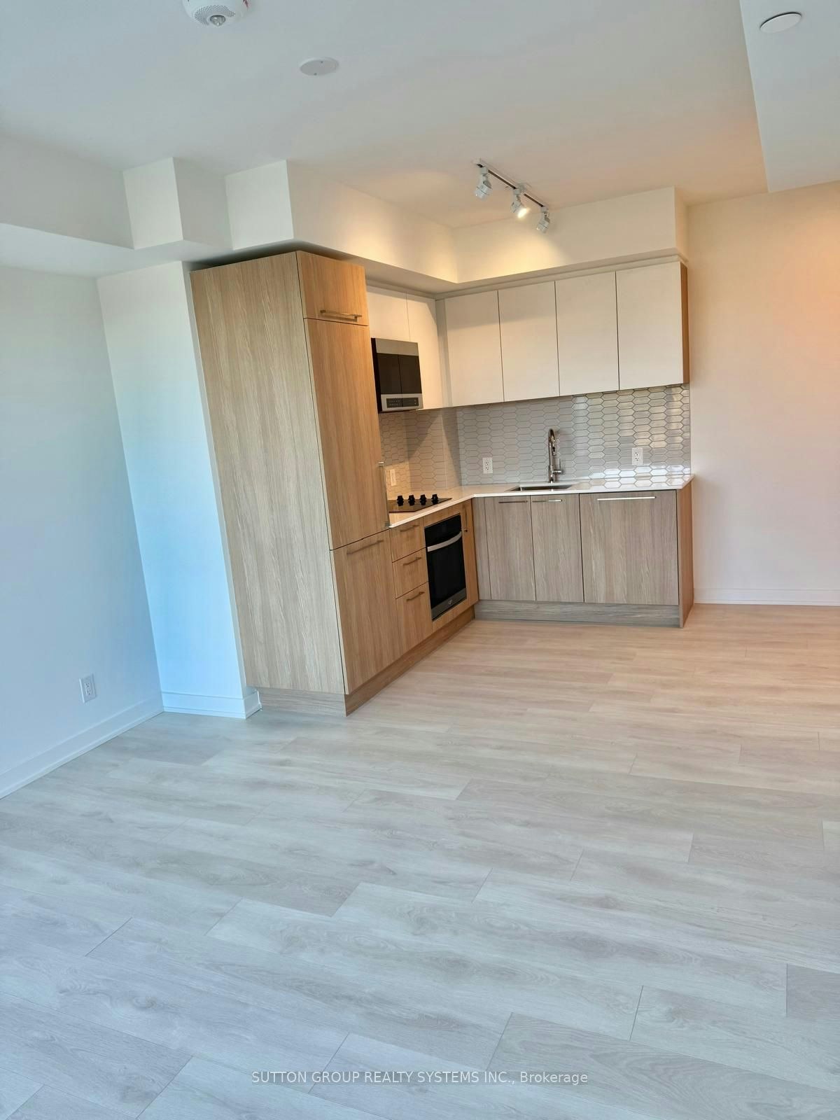 609-1381 Lakeshore Road E, Mississauga, ON, L5E 1G6 - 16