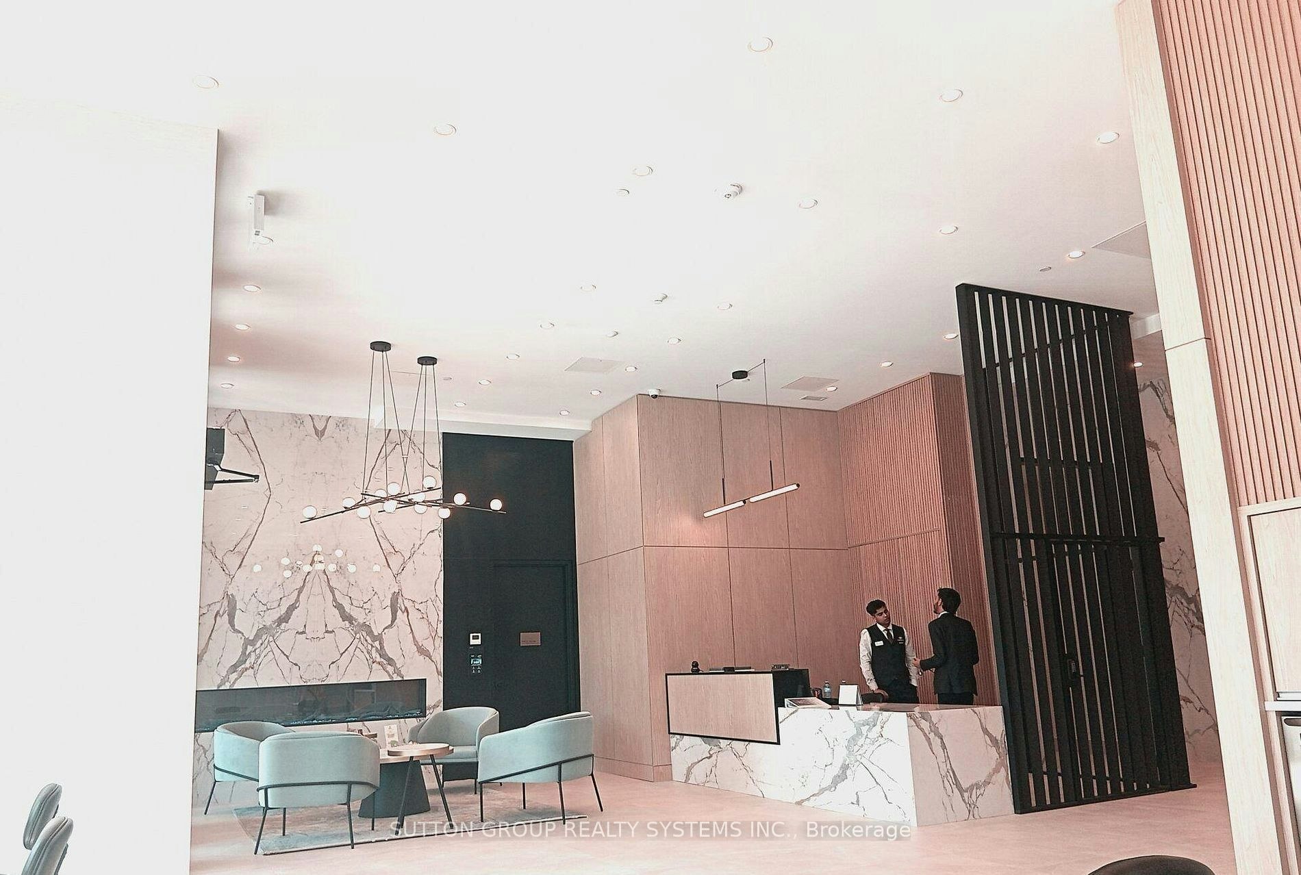 609-1381 Lakeshore Road E, Mississauga, ON, L5E 1G6 - 4