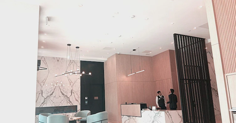 609-1381 Lakeshore Road E, Mississauga, ON, L5E 1G6 - 4