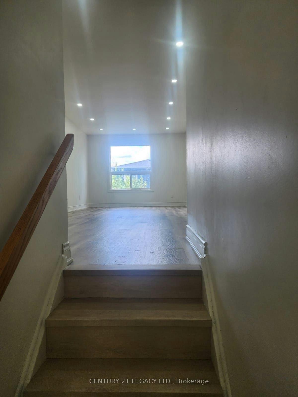 52 Rusthall Way, Brampton, ON, L6V 3R6 - 2