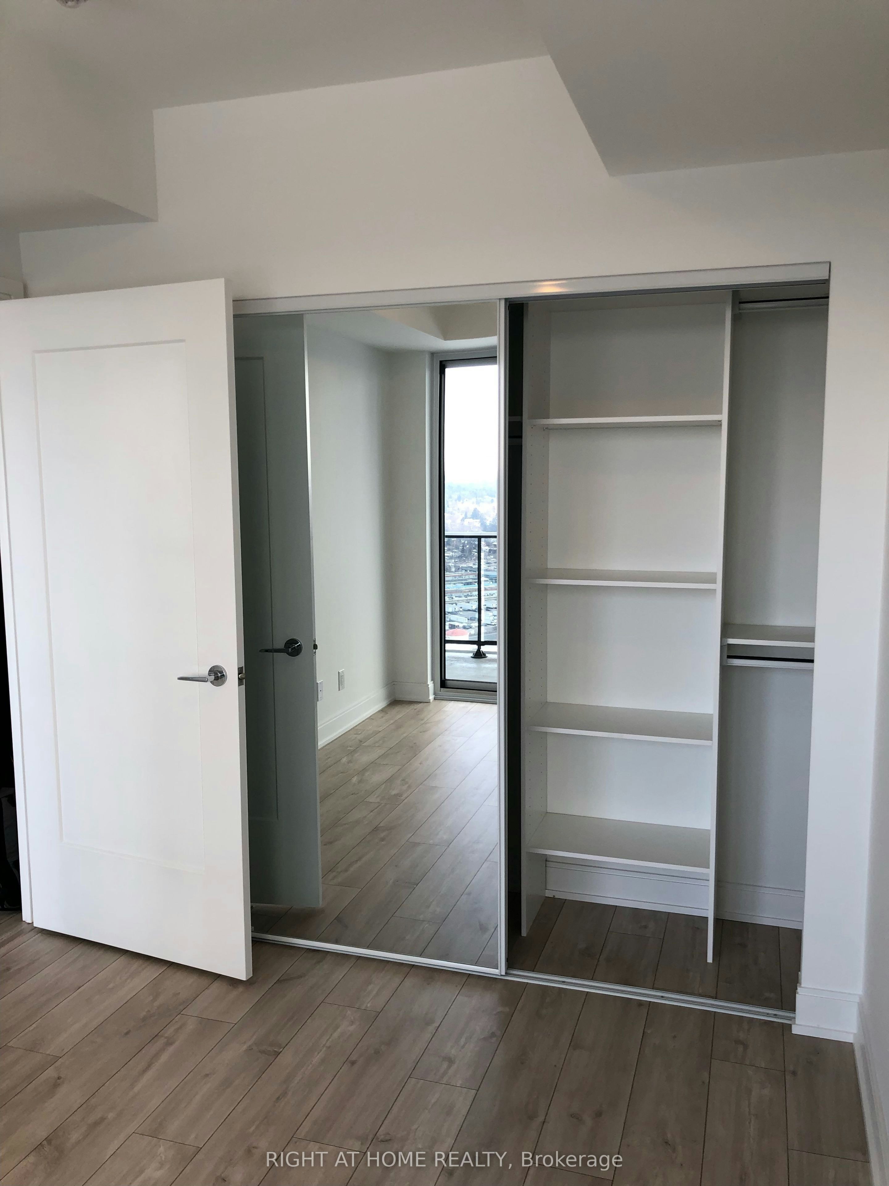 3201-70 Annie Craig Drive, Toronto, ON, M8V 0G2 - 10