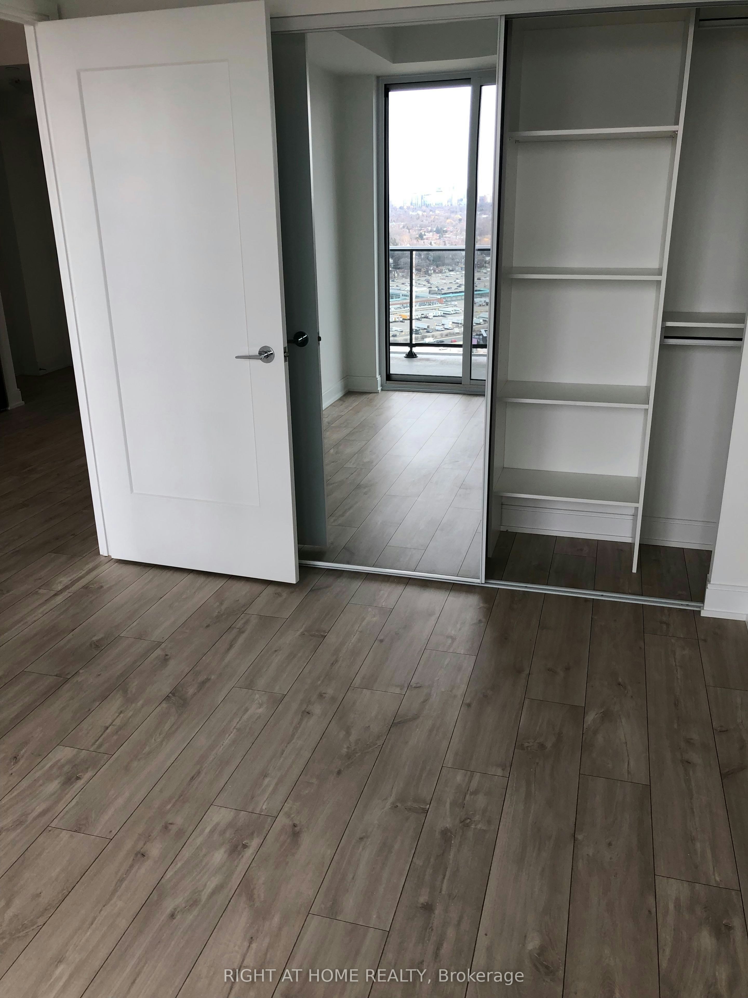3201-70 Annie Craig Drive, Toronto, ON, M8V 0G2 - 6