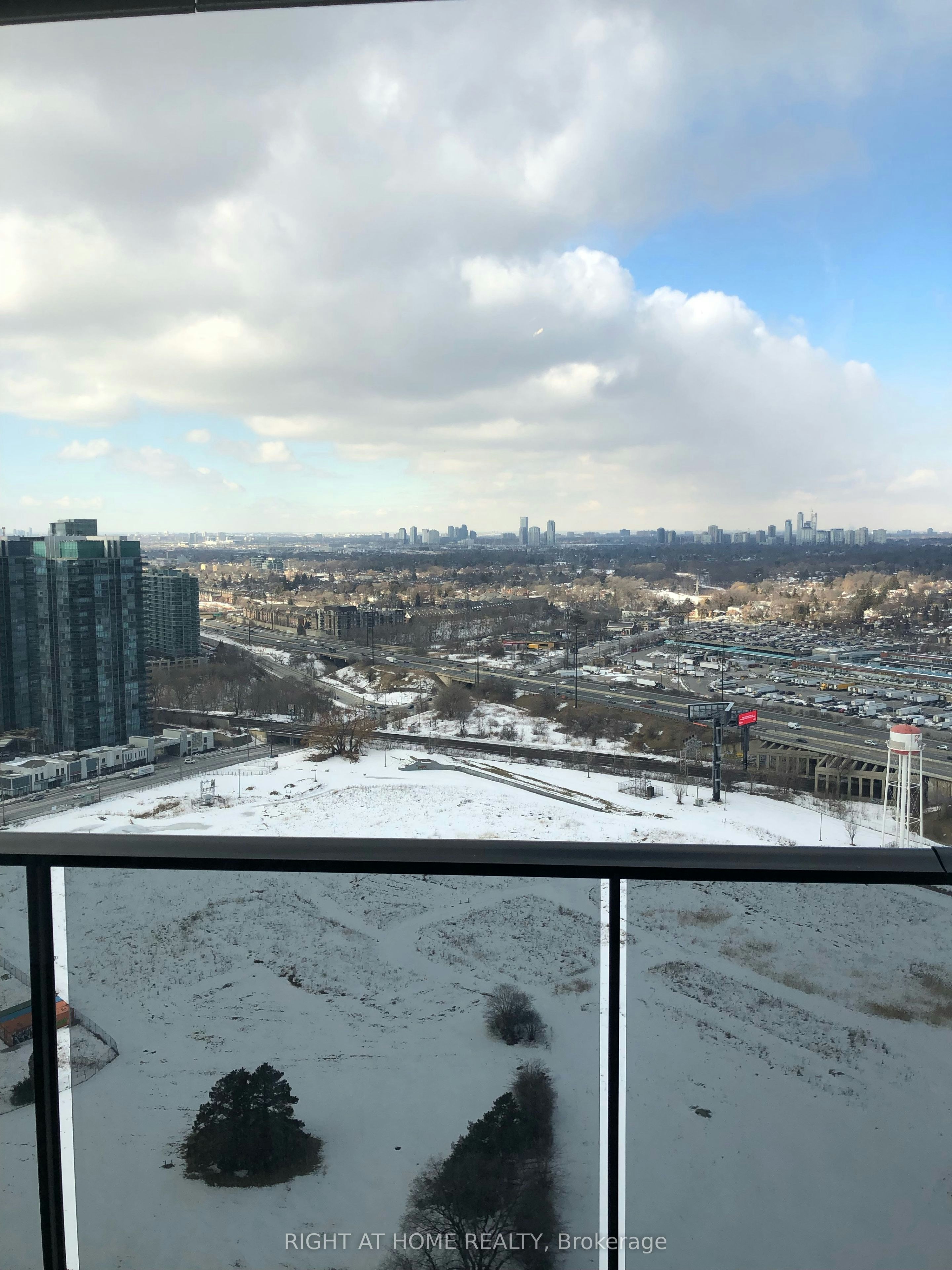 3201-70 Annie Craig Drive, Toronto, ON, M8V 0G2 - 11