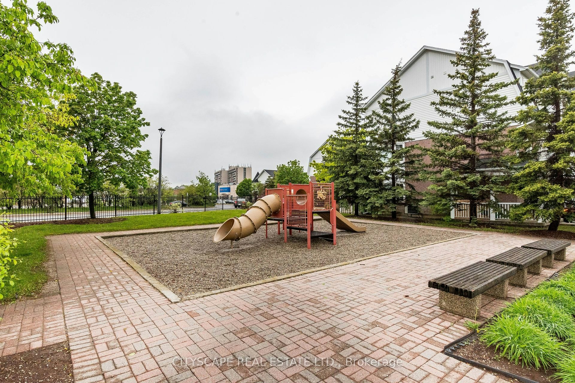 39-6830 Meadowvale Town Centre Circle, Mississauga, ON, L5N 7T5 - 39