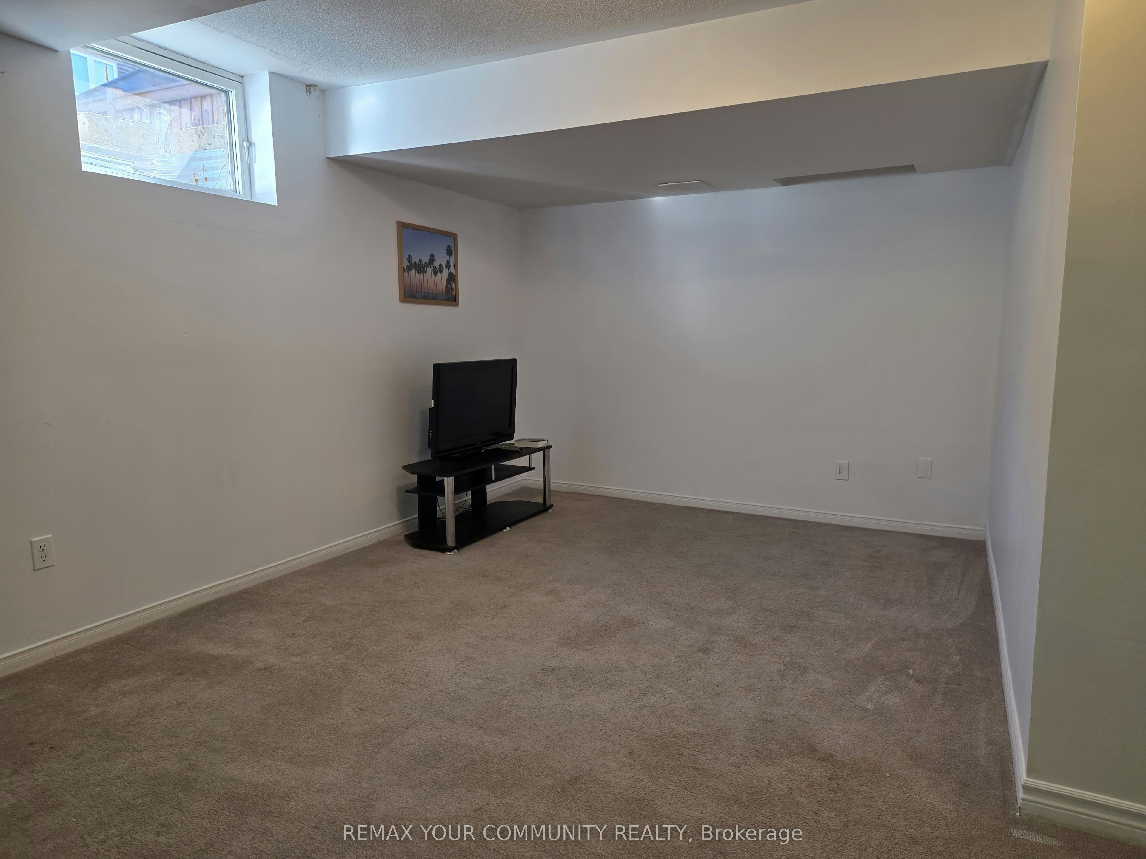 Basement-510 Downes Jackson Heights, Milton, ON, L9T 8W2 - 4